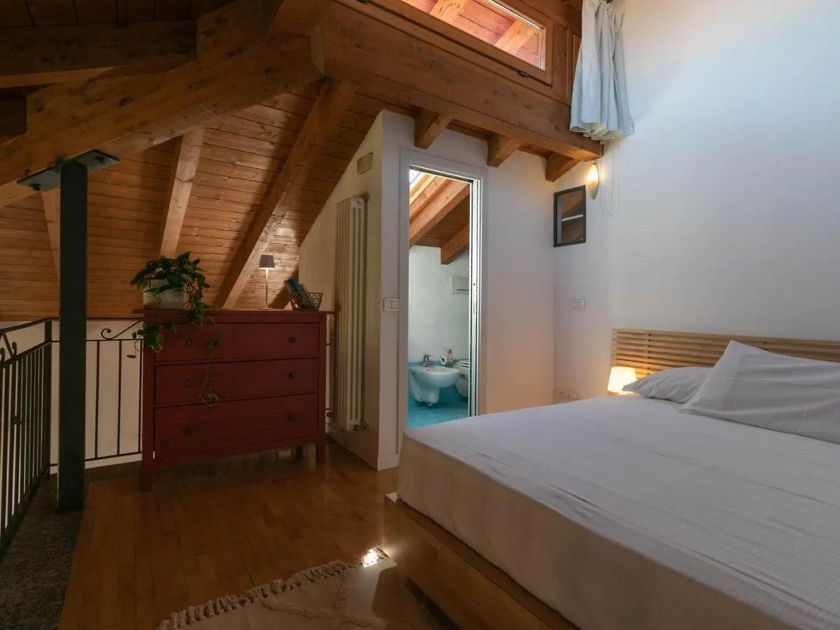 Mamma Ciccia Holiday Home - Casa Azzurra Mandello del Lario 0*,